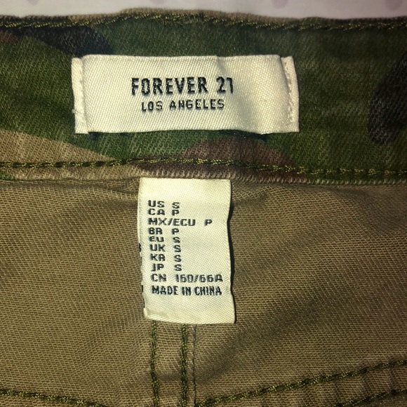 forever 21 camo denim mini skirt - Picture 3 of 3